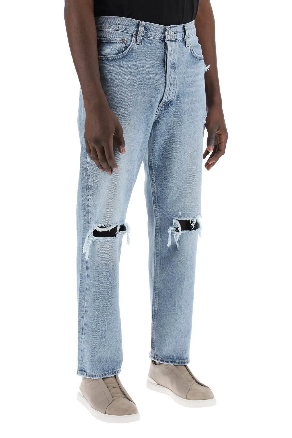 90s destroyed jeans with distressed details