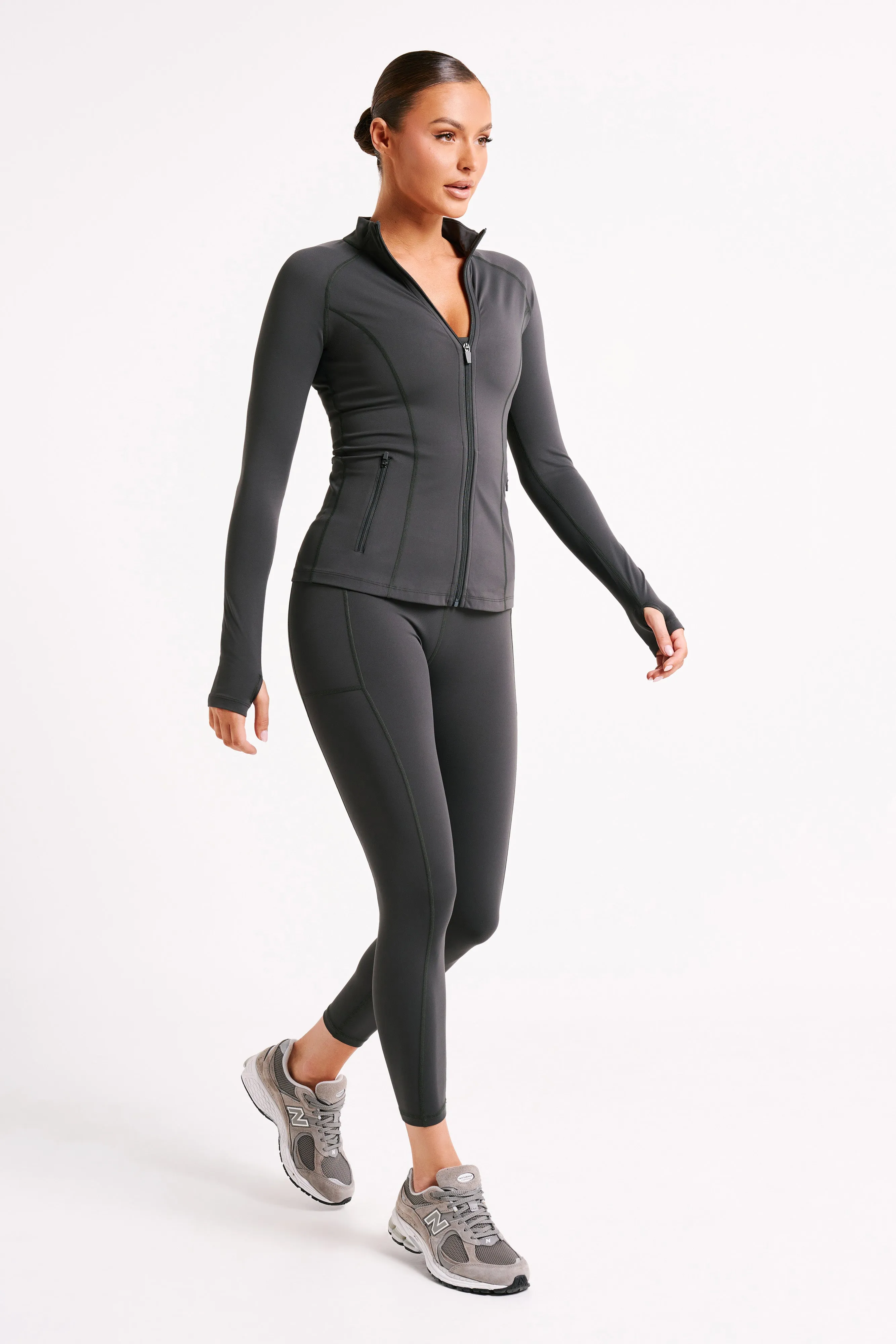 Briar V Back Leggings With Pockets - Charcoal