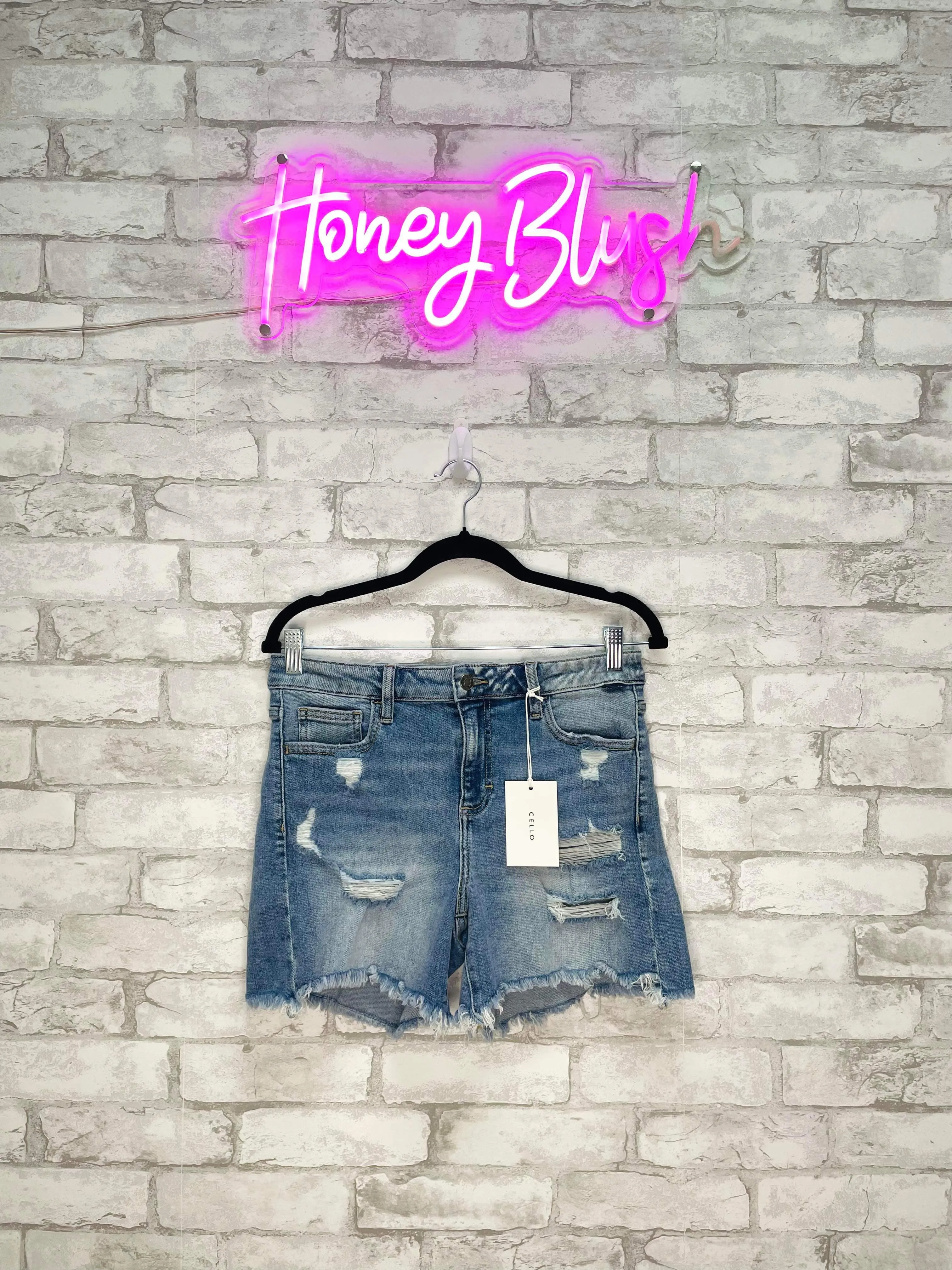 Denim Shorts with Uneven Fray Hem