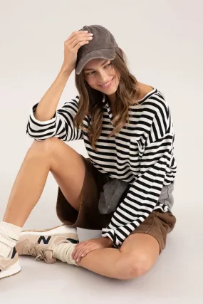 STRIPED SPLIT NECK TOP