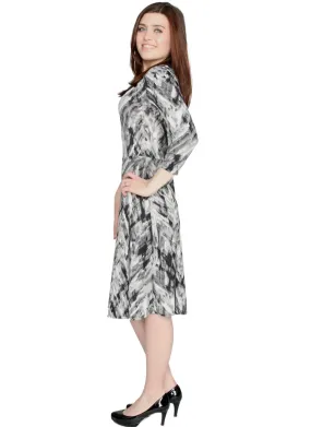 Women's Abstract Paintstroke Printed Fit and Flare Midi Length Dress