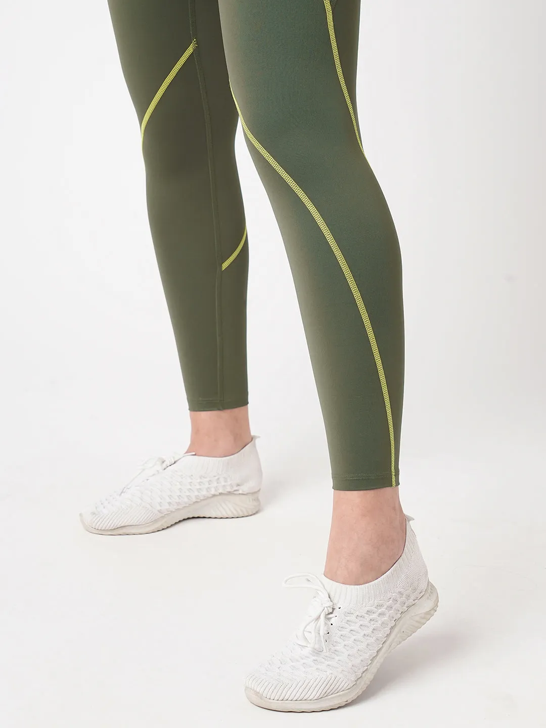 Workin' It Out Olive Essential Leggings